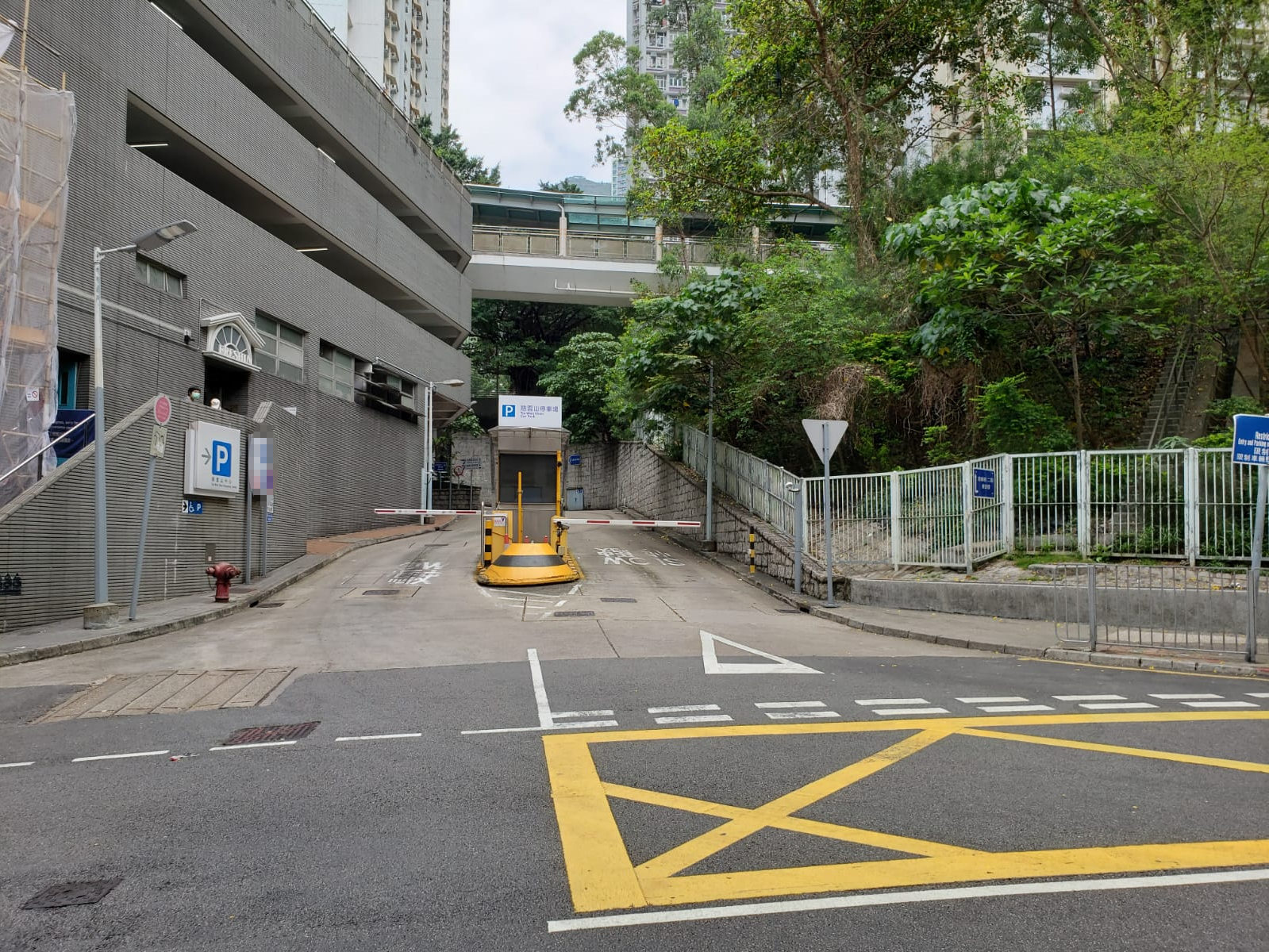 Tsz Wan Shan Centre Car Park Tsz Wan Shan Centre Car Park